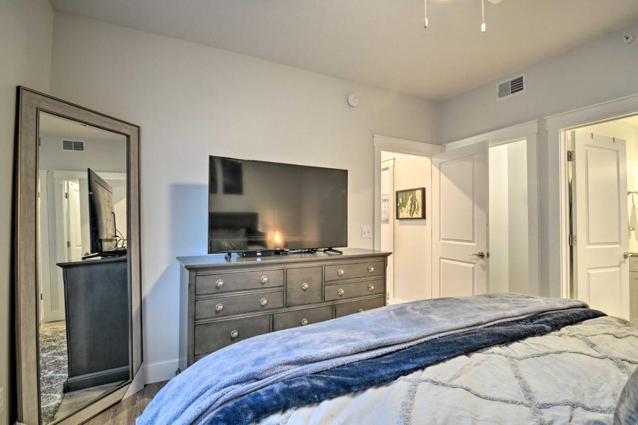Modern Traverse City Condo About 1 Mi To Bay! ภายนอก รูปภาพ