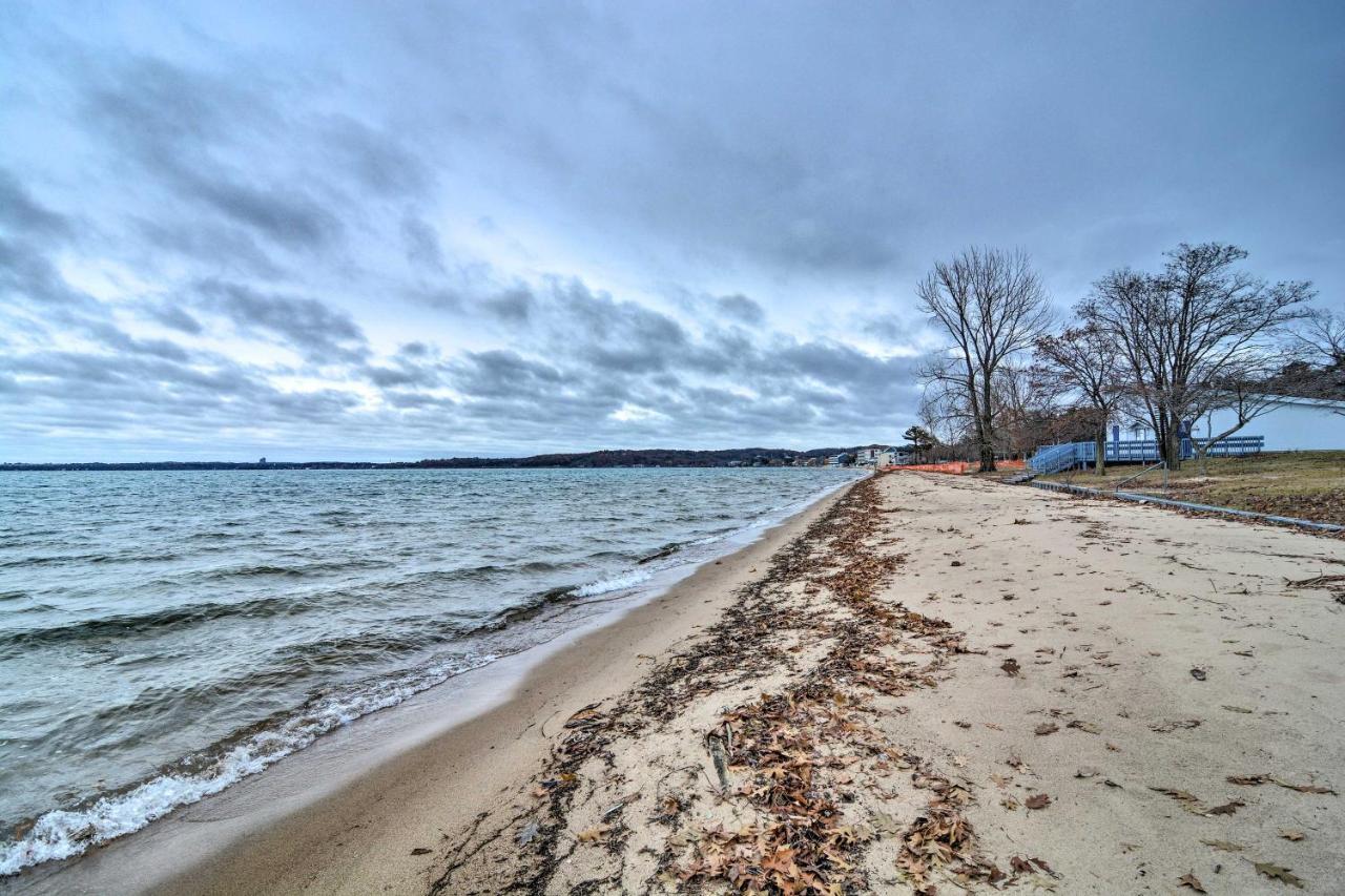 Modern Traverse City Condo About 1 Mi To Bay! ภายนอก รูปภาพ