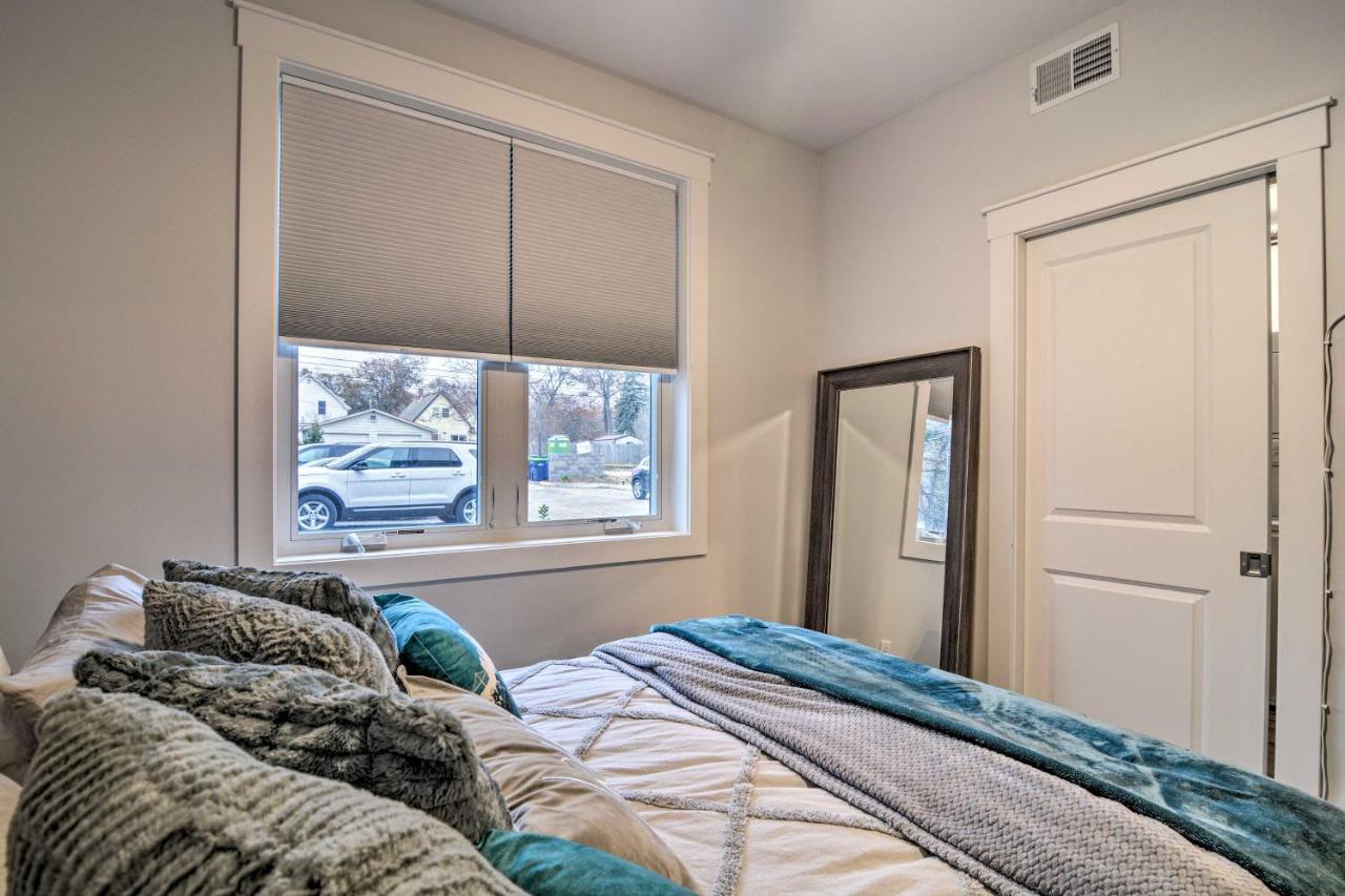 Modern Traverse City Condo About 1 Mi To Bay! ภายนอก รูปภาพ