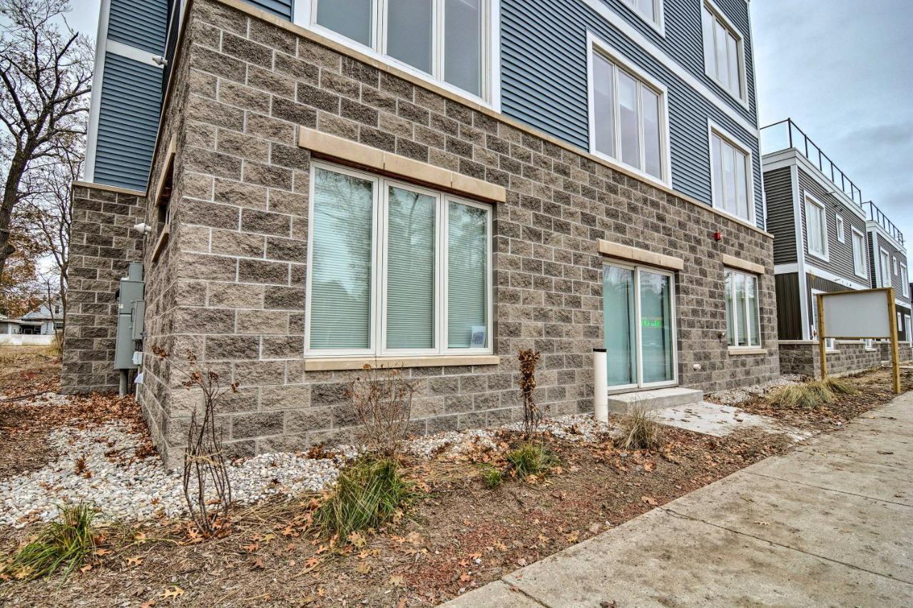 Modern Traverse City Condo About 1 Mi To Bay! ภายนอก รูปภาพ